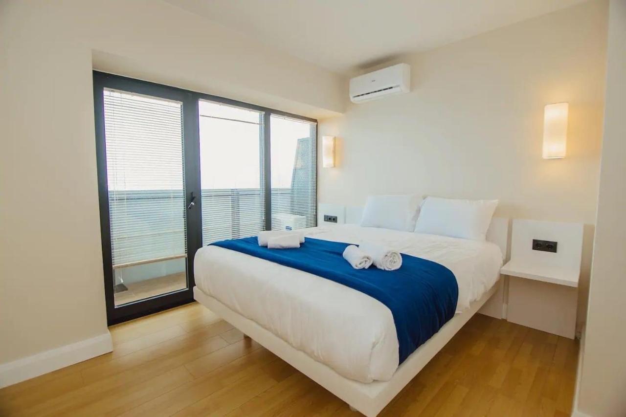 바투미 Orbi City Luxury Towers 아파트 호텔 외부 사진