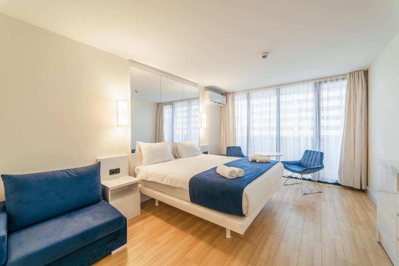 바투미 Orbi City Luxury Towers 아파트 호텔 외부 사진