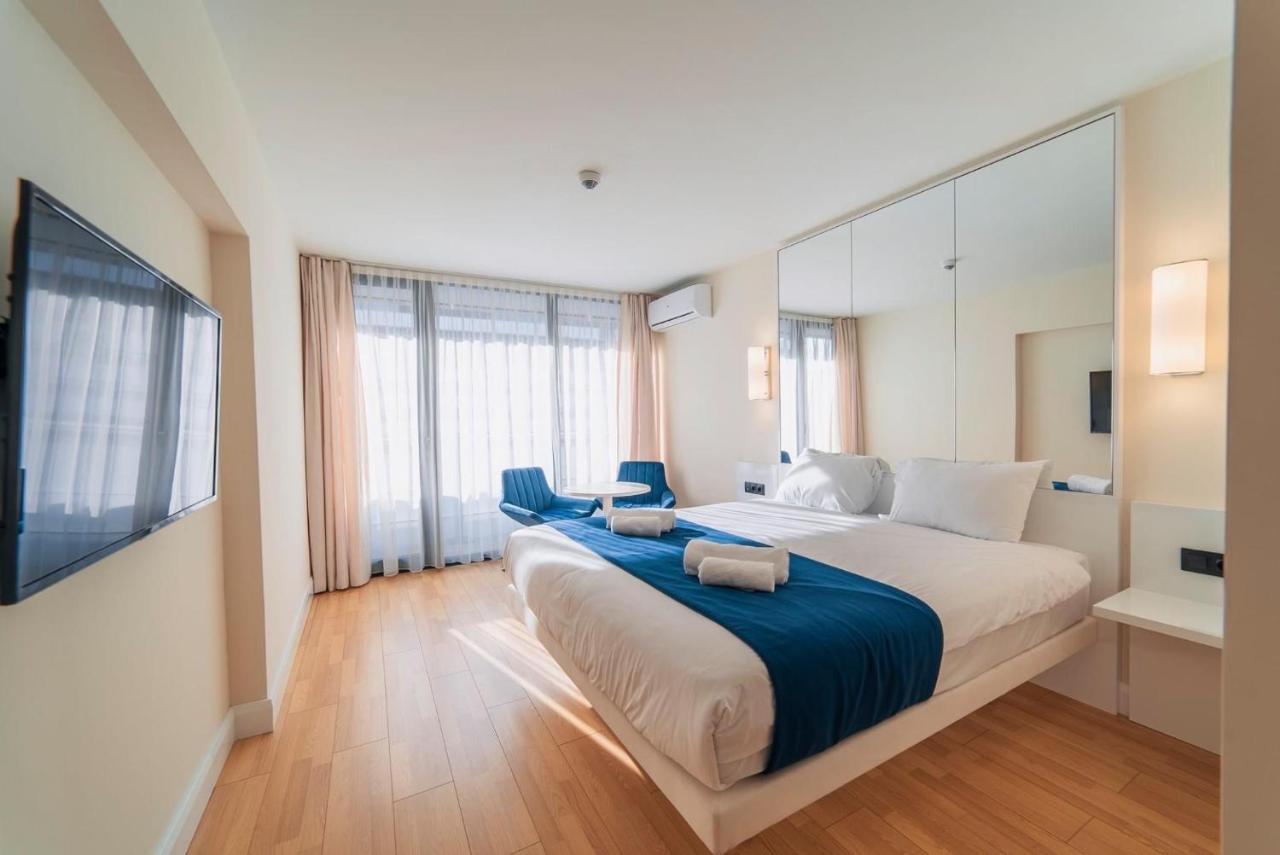 바투미 Orbi City Luxury Towers 아파트 호텔 외부 사진