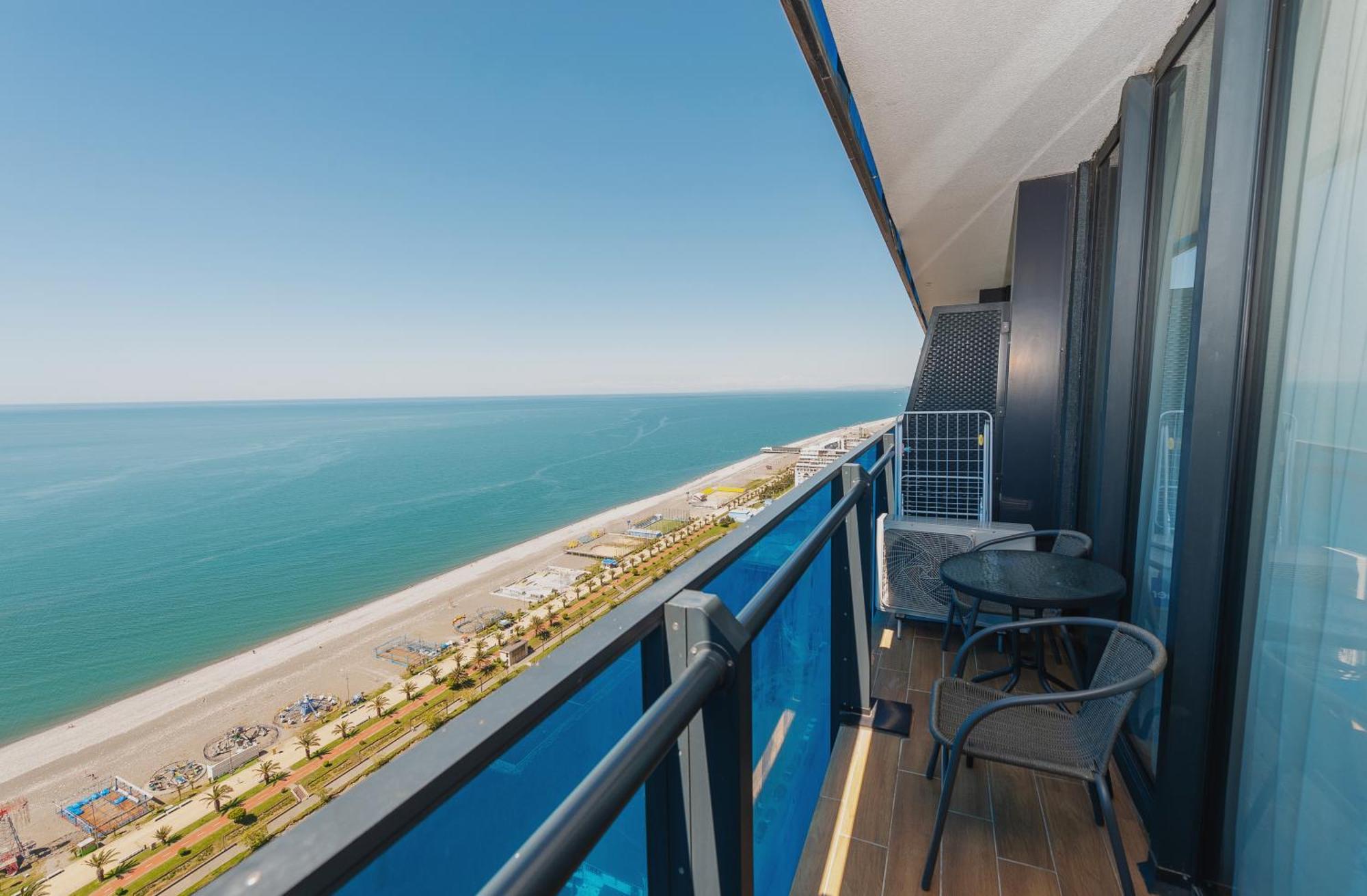 바투미 Orbi City Luxury Towers 아파트 호텔 외부 사진