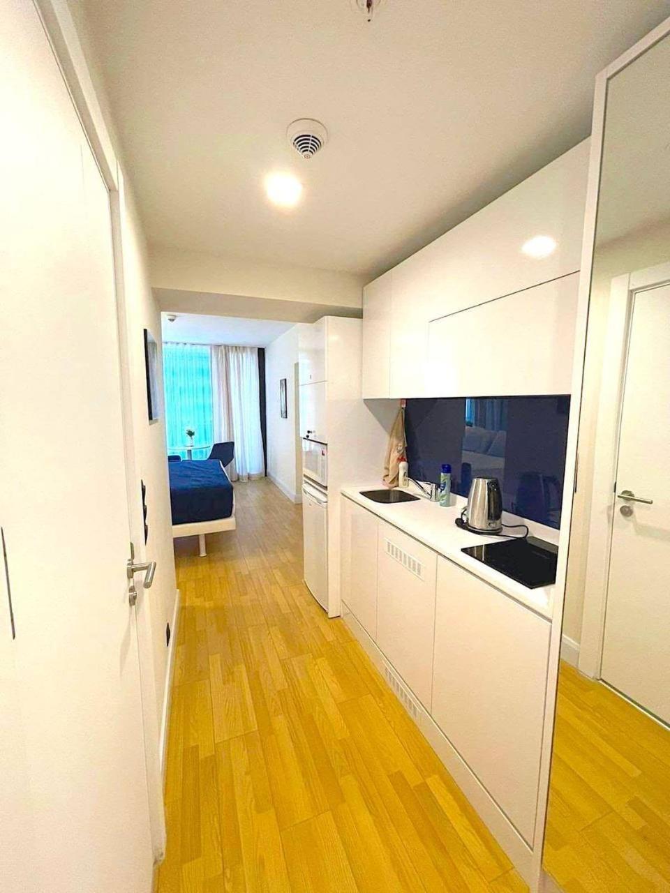 바투미 Orbi City Luxury Towers 아파트 호텔 외부 사진