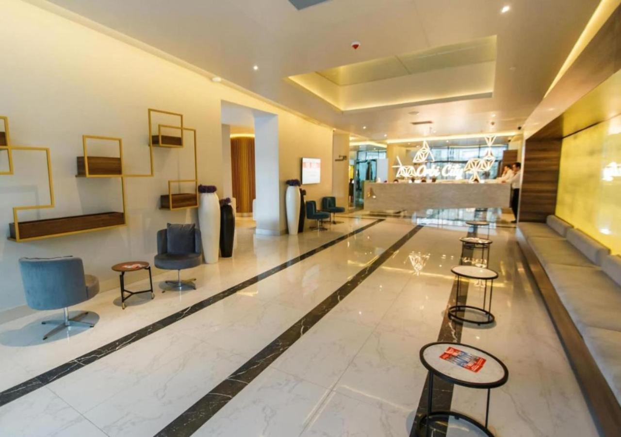 바투미 Orbi City Luxury Towers 아파트 호텔 외부 사진